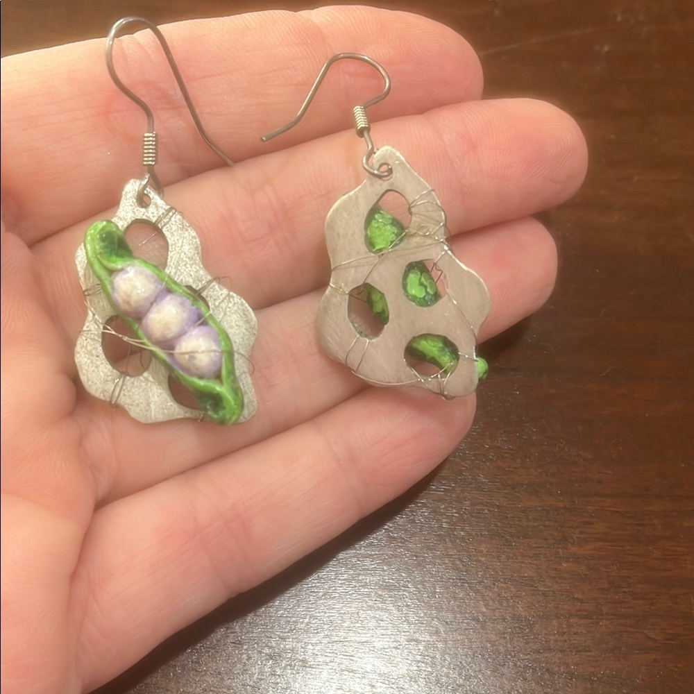 Handcrafted Green and Purple Pea Pod Earrings - Picture 2 of 3